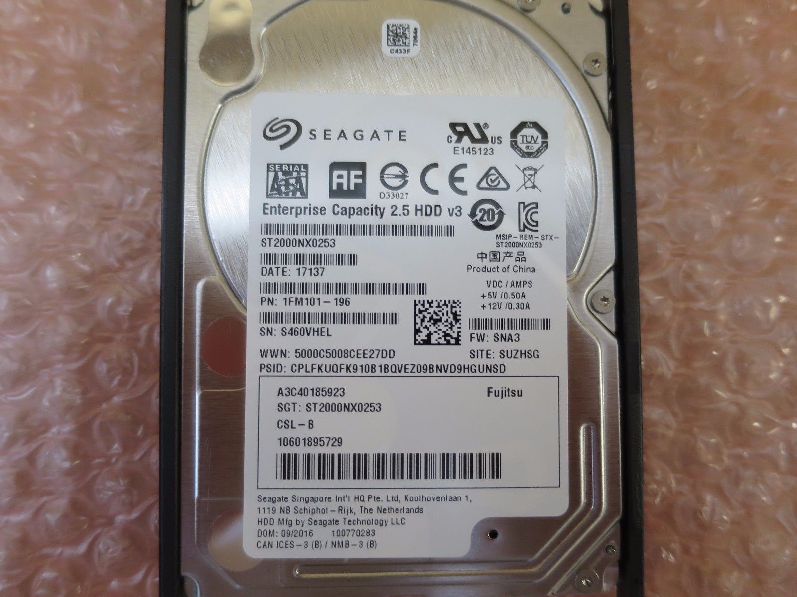 Fujitsu 2TB 7.2K 512e 2.5 SATA 6G hot plug HD hard drive S26361